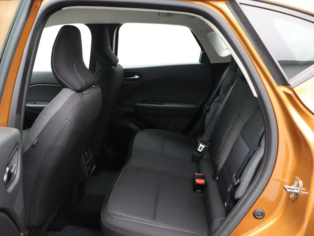 TCe 140 EDC GPF Zen | AUTOMAAT | Navigatie |