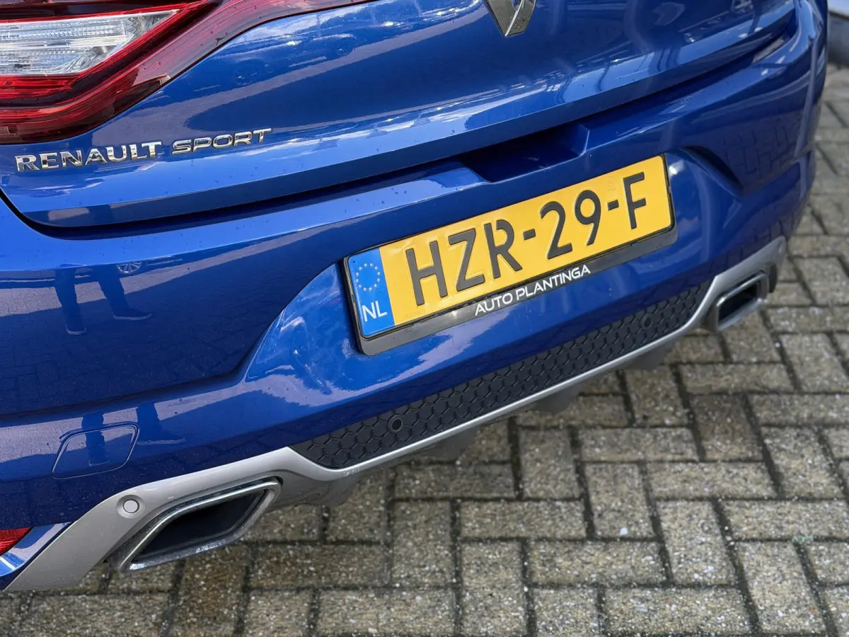 1.6 TCe GT 205PK | AUTOMAAT | Van de Renault Dealer | RS Drive | Stoelverwarming | 4 Control | Head Up | 18 Inch | 2 Sleutels |