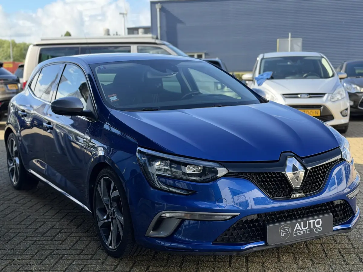 1.6 TCe GT 205PK | AUTOMAAT | Van de Renault Dealer | RS Drive | Stoelverwarming | 4 Control | Head Up | 18 Inch | 2 Sleutels |