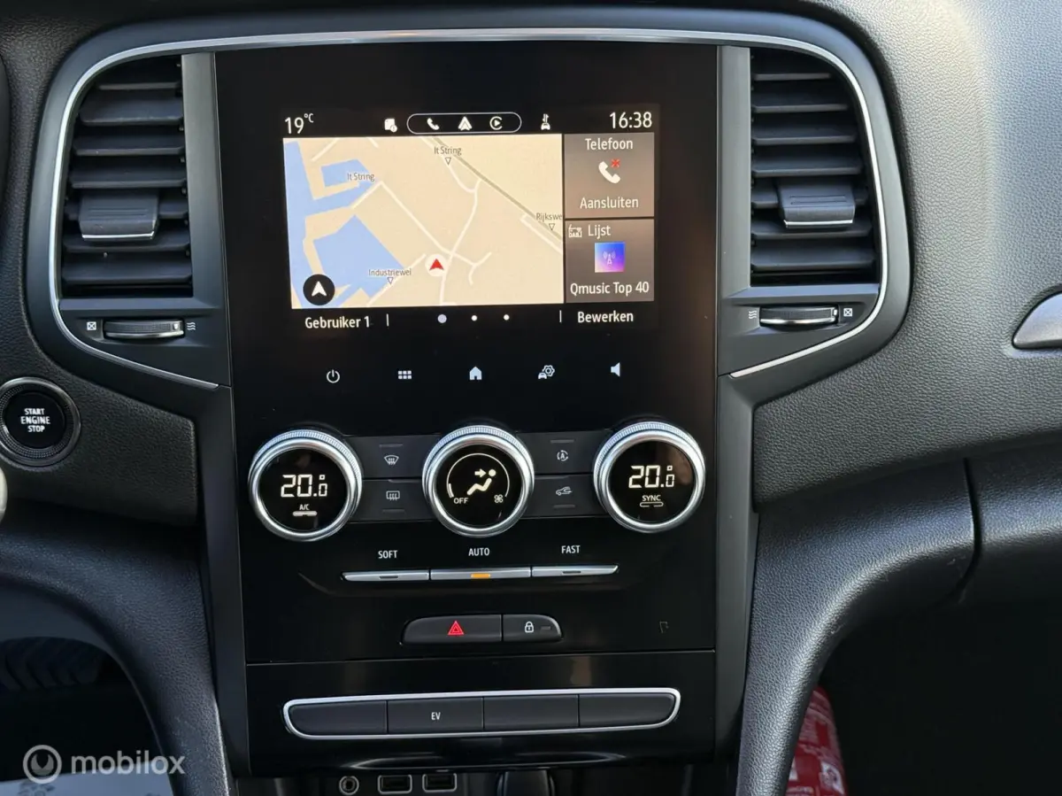 Estate 1.6 Plug-In Hybrid 160 E-Tech 17"