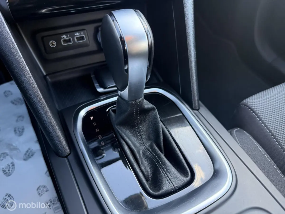 Estate 1.6 Plug-In Hybrid 160 E-Tech 17"