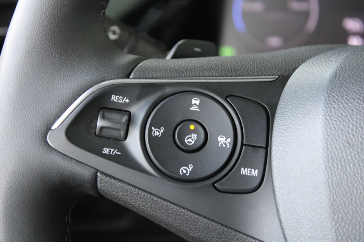1.6 Turbo Plug-In Hybrid Business Elegance | Elektrische achterklep | Matrix LED | Adaptieve cruise control | Voorruitverwarming |