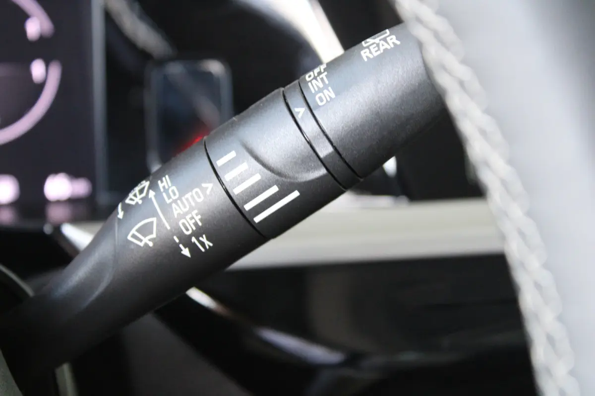 1.6 Turbo Plug-In Hybrid Business Elegance | Elektrische achterklep | Matrix LED | Adaptieve cruise control | Voorruitverwarming |