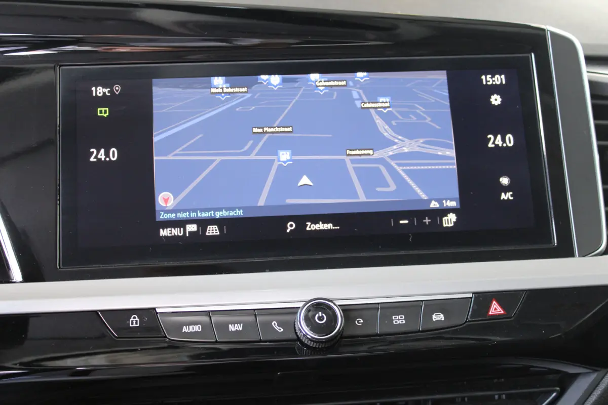 1.6 Turbo Plug-In Hybrid Business Elegance | Elektrische achterklep | Matrix LED | Adaptieve cruise control | Voorruitverwarming |