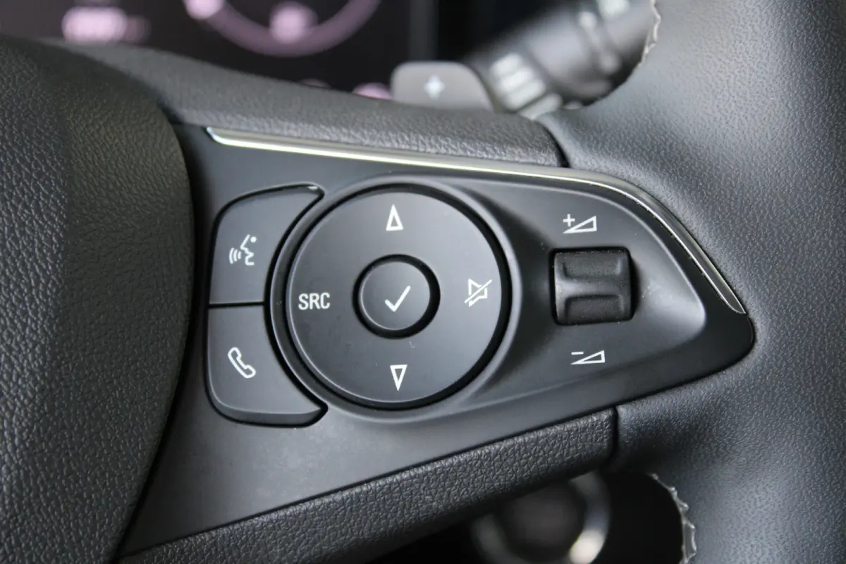 1.6 Turbo Plug-In Hybrid Business Elegance | Elektrische achterklep | Matrix LED | Adaptieve cruise control | Voorruitverwarming |
