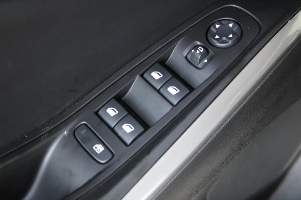 1.6 Turbo Plug-In Hybrid Business Elegance | Elektrische achterklep | Matrix LED | Adaptieve cruise control | Voorruitverwarming |
