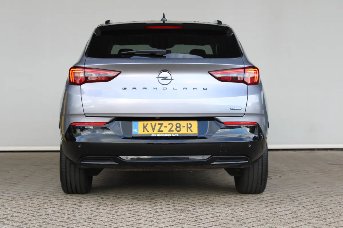 1.6 Turbo Plug-In Hybrid Business Elegance | Elektrische achterklep | Matrix LED | Adaptieve cruise control | Voorruitverwarming |