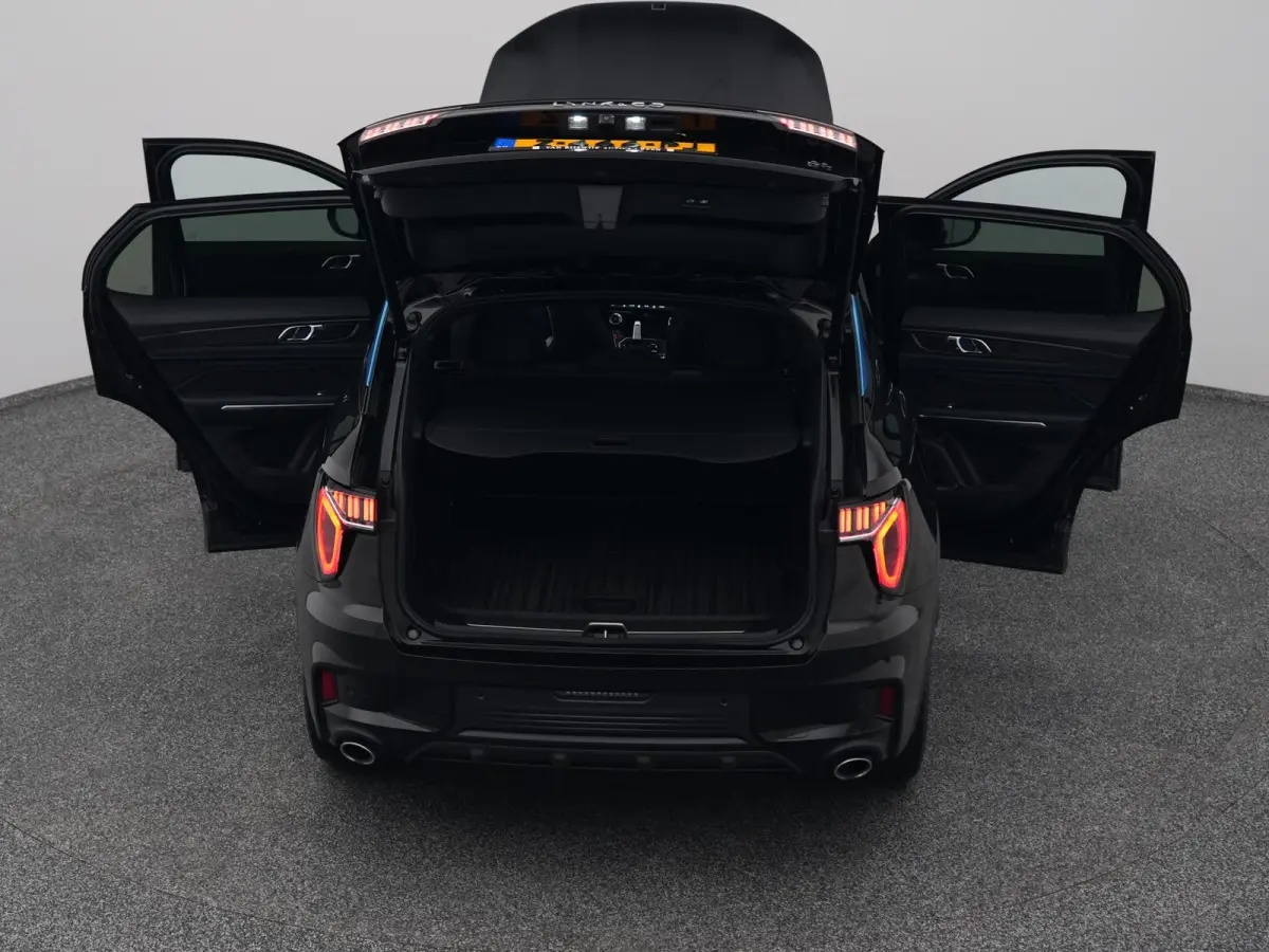 1.5 Plug-in Hybrid | 360° | ZWARTE HEMEL | STUURVERWARMING | NLD AUTO