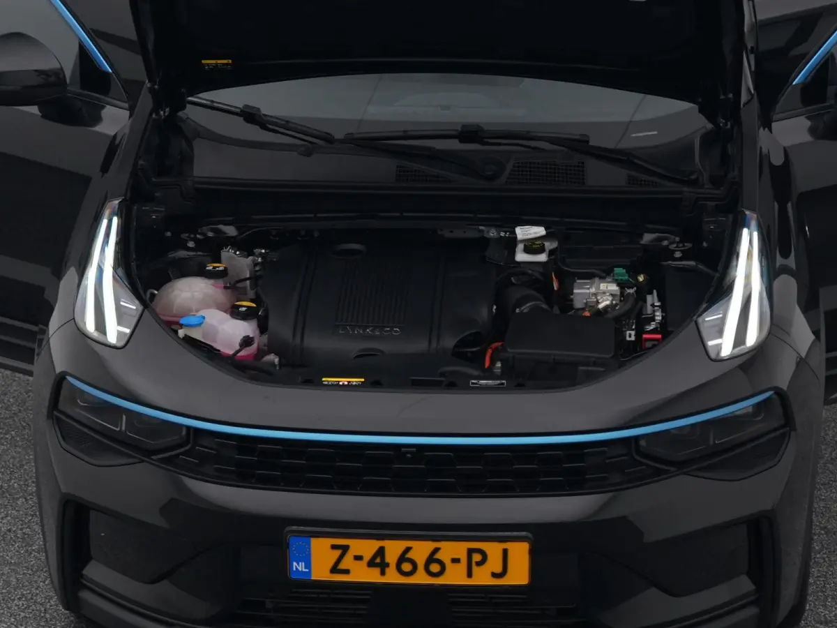 1.5 Plug-in Hybrid | 360° | ZWARTE HEMEL | STUURVERWARMING | NLD AUTO