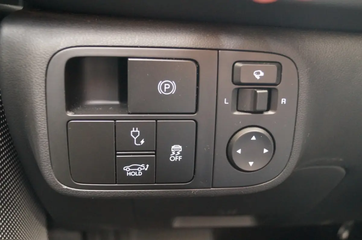 Connect 77.4 kWh -SOH100%-NAVI-ECC-CAM-