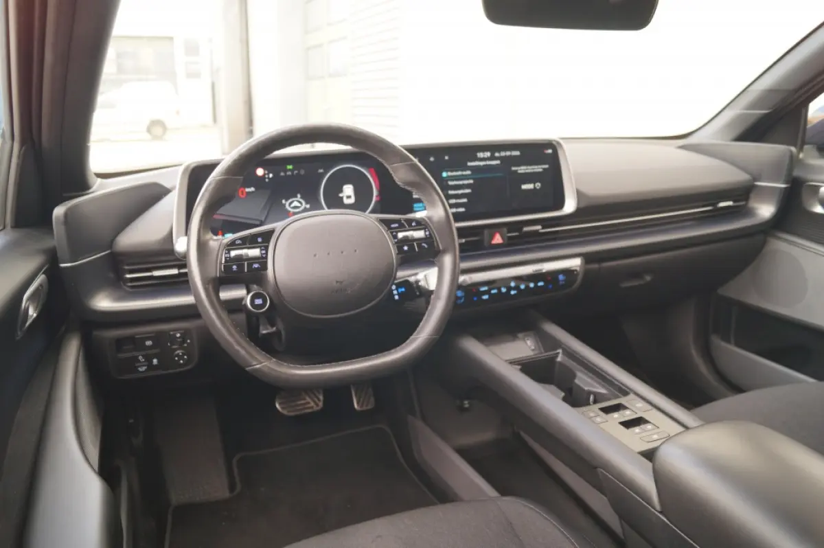 Connect 77.4 kWh -SOH100%-NAVI-ECC-CAM-