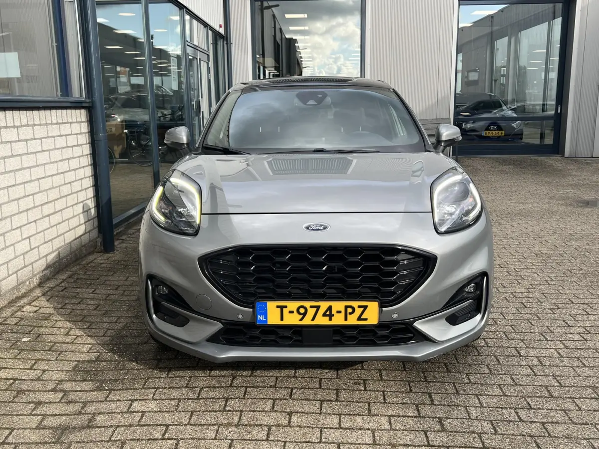 1.0 EcoBoost Titanium X First Edition Panoramadak / 18" / Apple carplay / Park assistentie