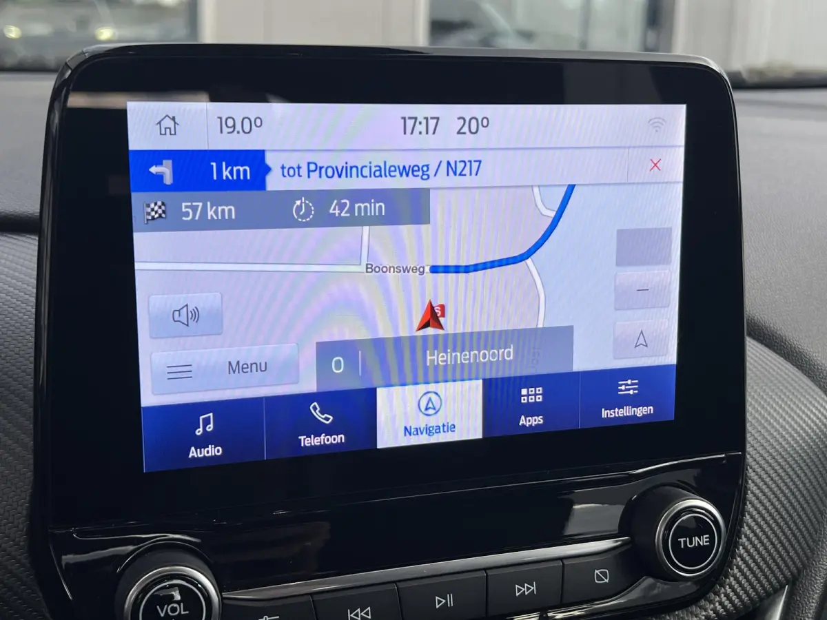 1.0 EcoBoost Titanium X First Edition Panoramadak / 18" / Apple carplay / Park assistentie