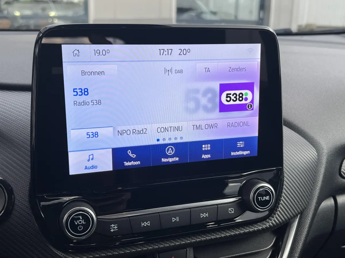 1.0 EcoBoost Titanium X First Edition Panoramadak / 18" / Apple carplay / Park assistentie