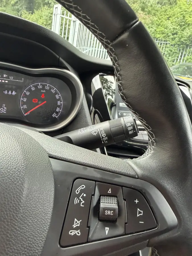 1.0 75pk Innovation | Stoelverwarming | Climate control | Cruise control |