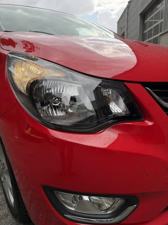 1.0 75pk Innovation | Stoelverwarming | Climate control | Cruise control |