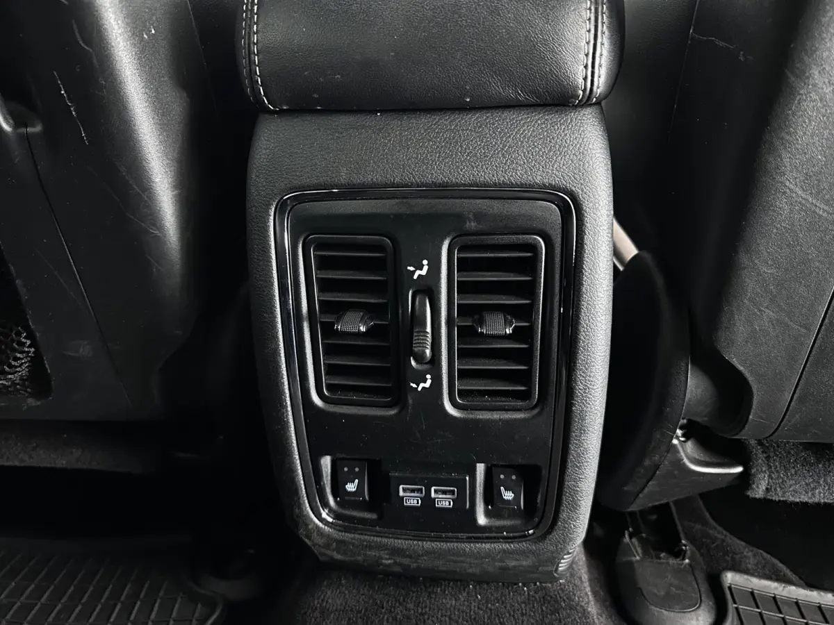 3.0 CRD 75TH ANNIVERSARY OVERLAND Aut. *PANO |  FULL-LEATHER | XENON | AIR-SUSPENSION | BLIS | MEMORY-PACK | CAMERA | KEYLESS | NAVI-FULLMAP | TOWBAR | COMFORT-SEATS | SHIFT-PADDLES |  DAB+
