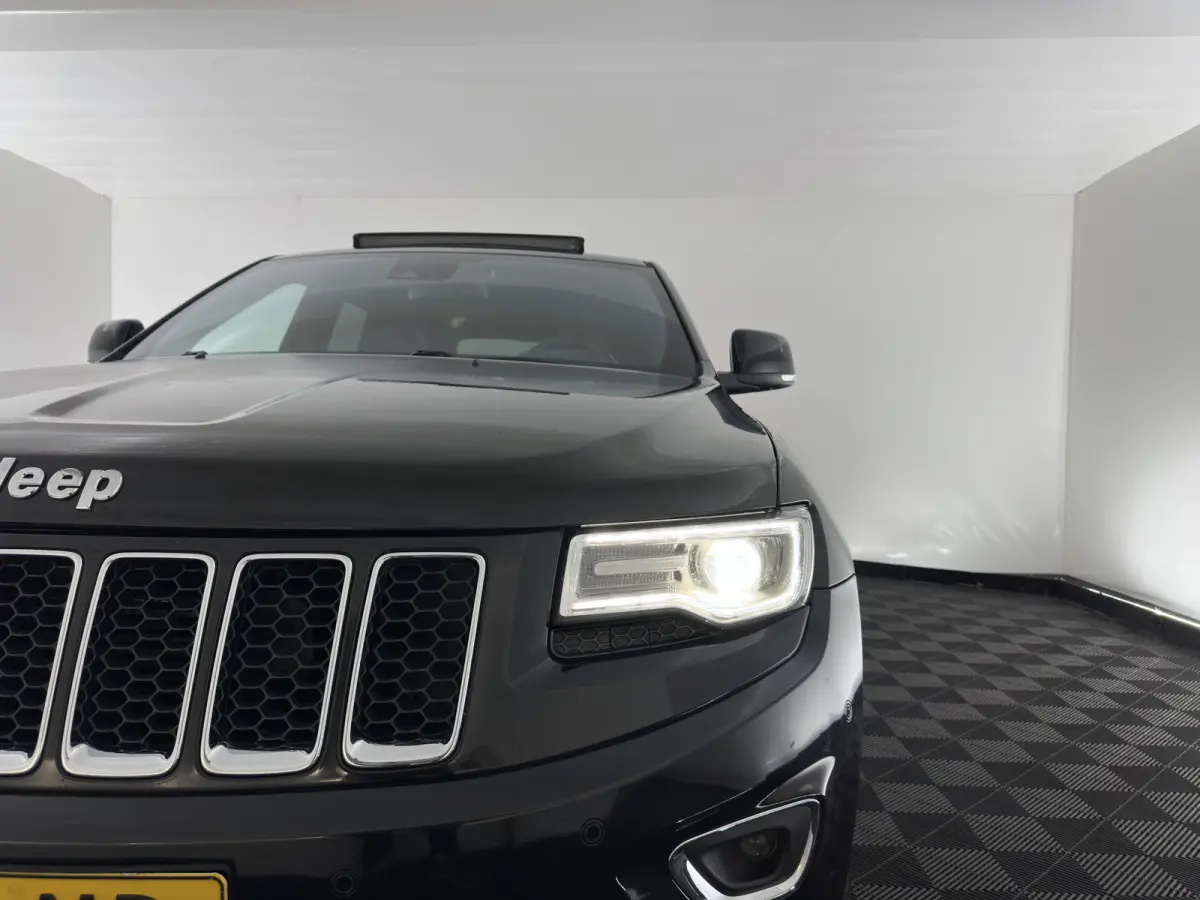 3.0 CRD 75TH ANNIVERSARY OVERLAND Aut. *PANO |  FULL-LEATHER | XENON | AIR-SUSPENSION | BLIS | MEMORY-PACK | CAMERA | KEYLESS | NAVI-FULLMAP | TOWBAR | COMFORT-SEATS | SHIFT-PADDLES |  DAB+