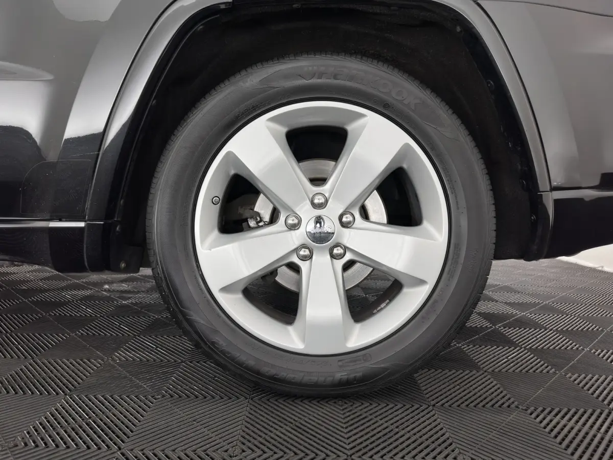 3.0 CRD 75TH ANNIVERSARY OVERLAND Aut. *PANO |  FULL-LEATHER | XENON | AIR-SUSPENSION | BLIS | MEMORY-PACK | CAMERA | KEYLESS | NAVI-FULLMAP | TOWBAR | COMFORT-SEATS | SHIFT-PADDLES |  DAB+