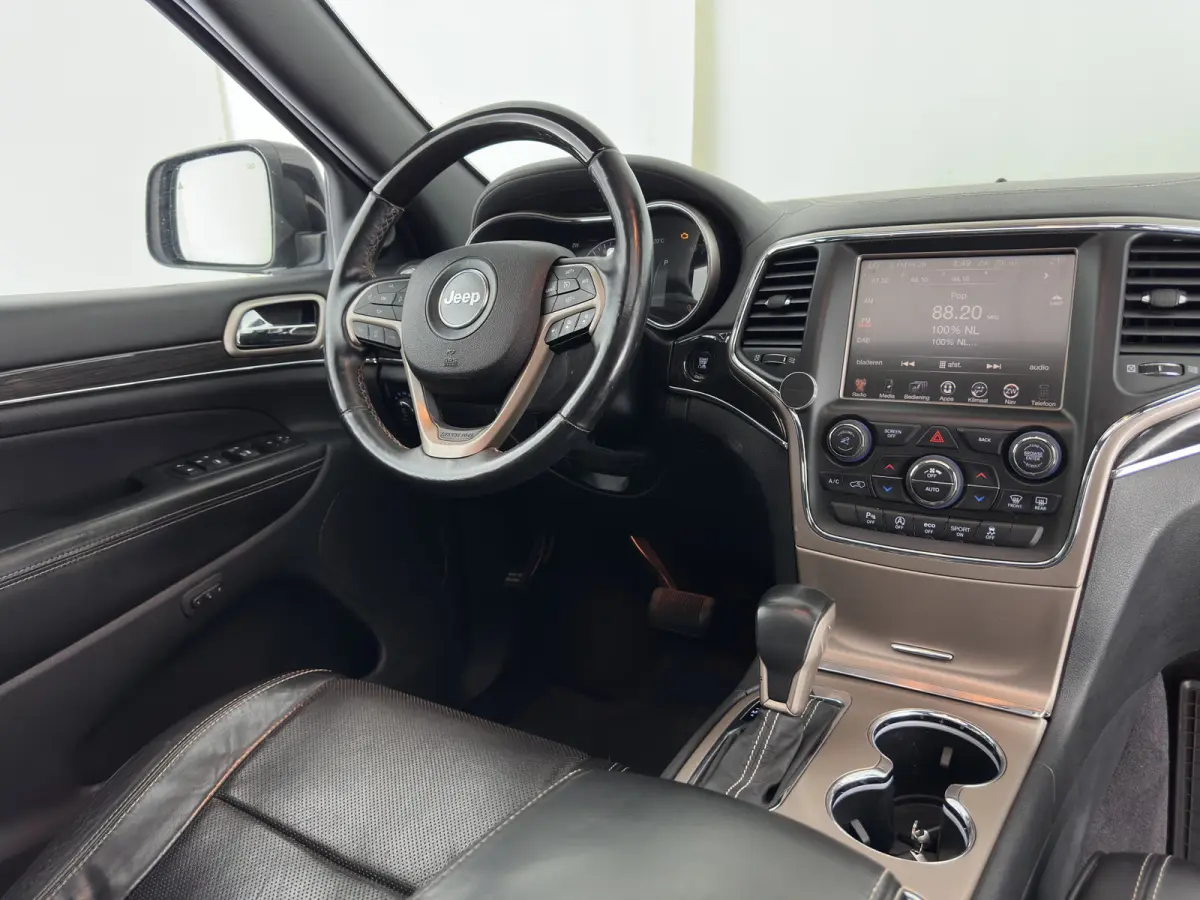 3.0 CRD 75TH ANNIVERSARY OVERLAND Aut. *PANO |  FULL-LEATHER | XENON | AIR-SUSPENSION | BLIS | MEMORY-PACK | CAMERA | KEYLESS | NAVI-FULLMAP | TOWBAR | COMFORT-SEATS | SHIFT-PADDLES |  DAB+