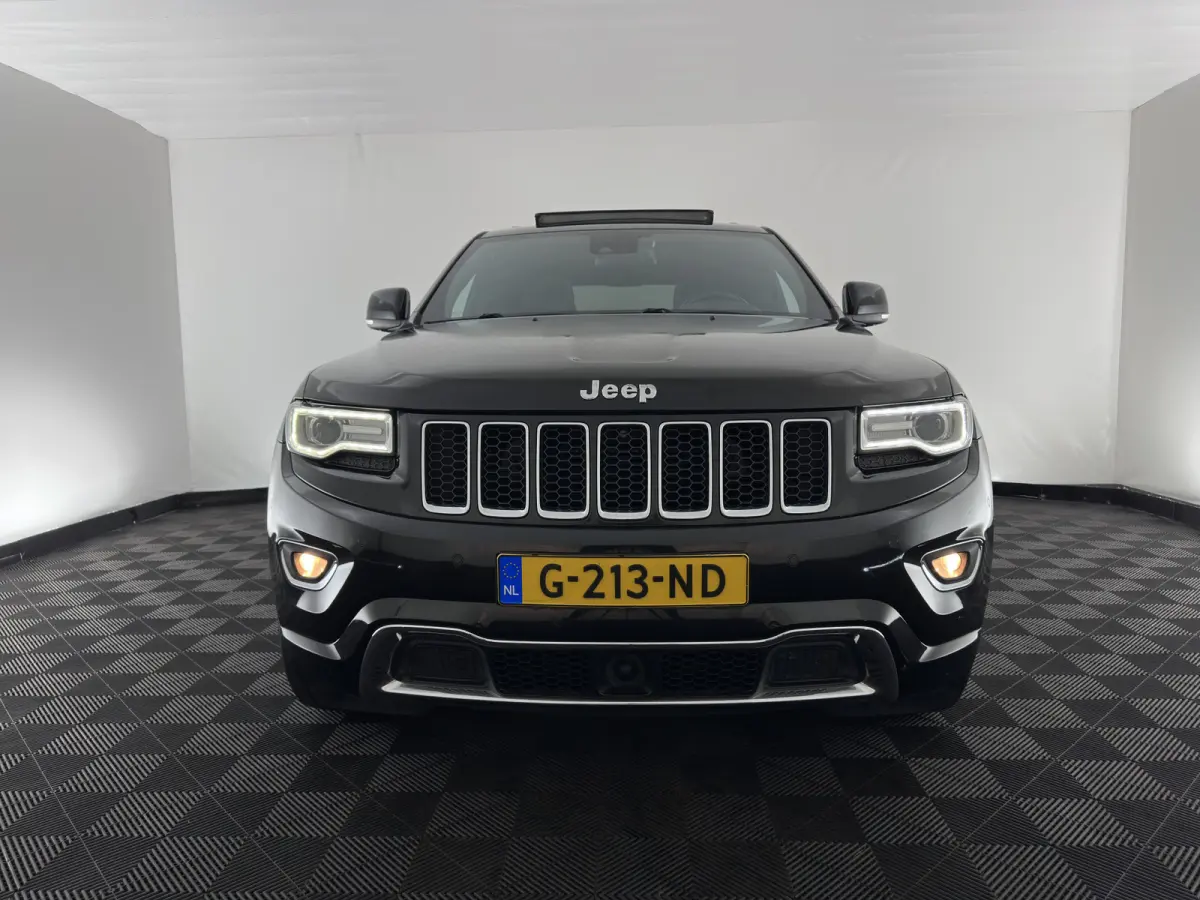 3.0 CRD 75TH ANNIVERSARY OVERLAND Aut. *PANO |  FULL-LEATHER | XENON | AIR-SUSPENSION | BLIS | MEMORY-PACK | CAMERA | KEYLESS | NAVI-FULLMAP | TOWBAR | COMFORT-SEATS | SHIFT-PADDLES |  DAB+
