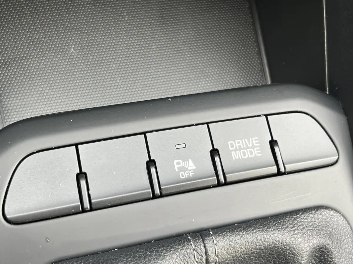 1.0 T-GDi MHEV DynamicLine Apple carplay / camera / airco / lichtmetalen velgen
