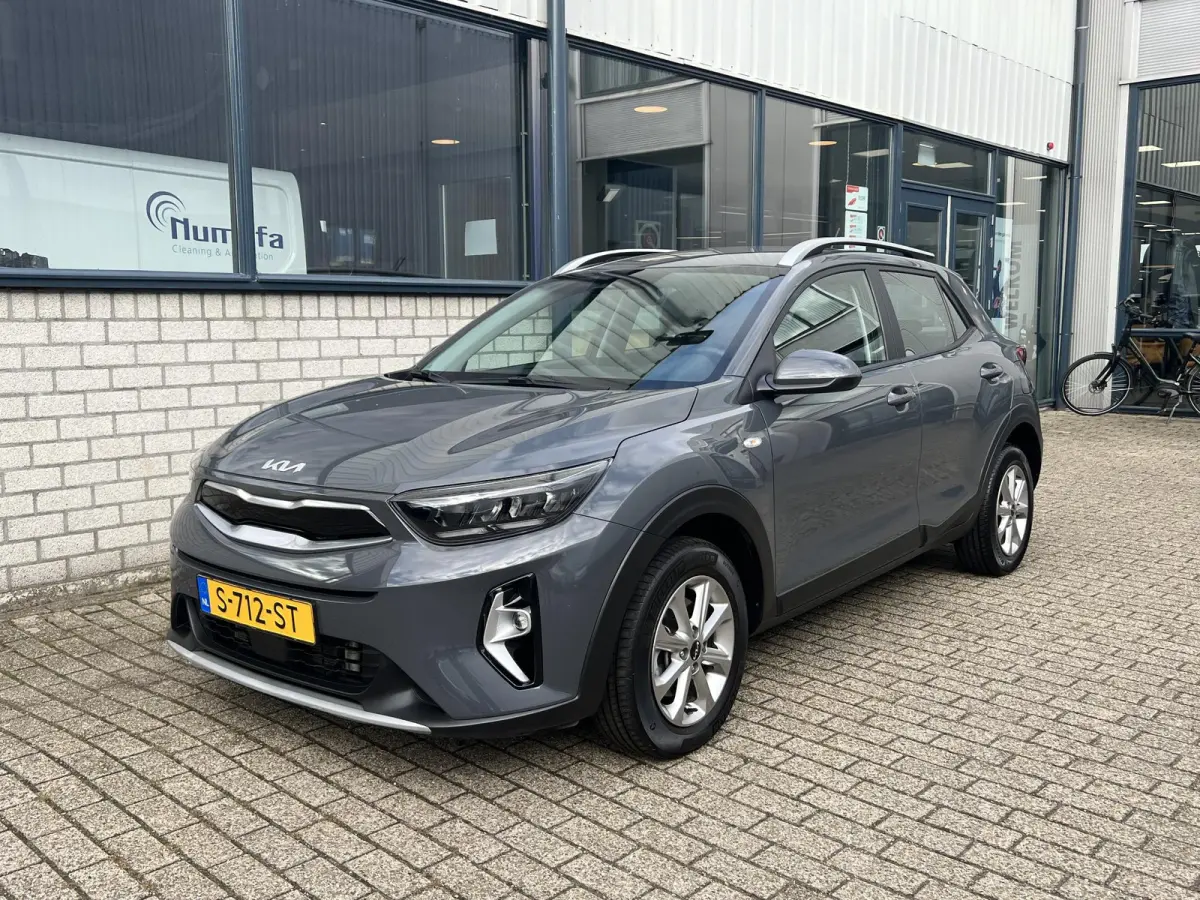 1.0 T-GDi MHEV DynamicLine Apple carplay / camera / airco / lichtmetalen velgen
