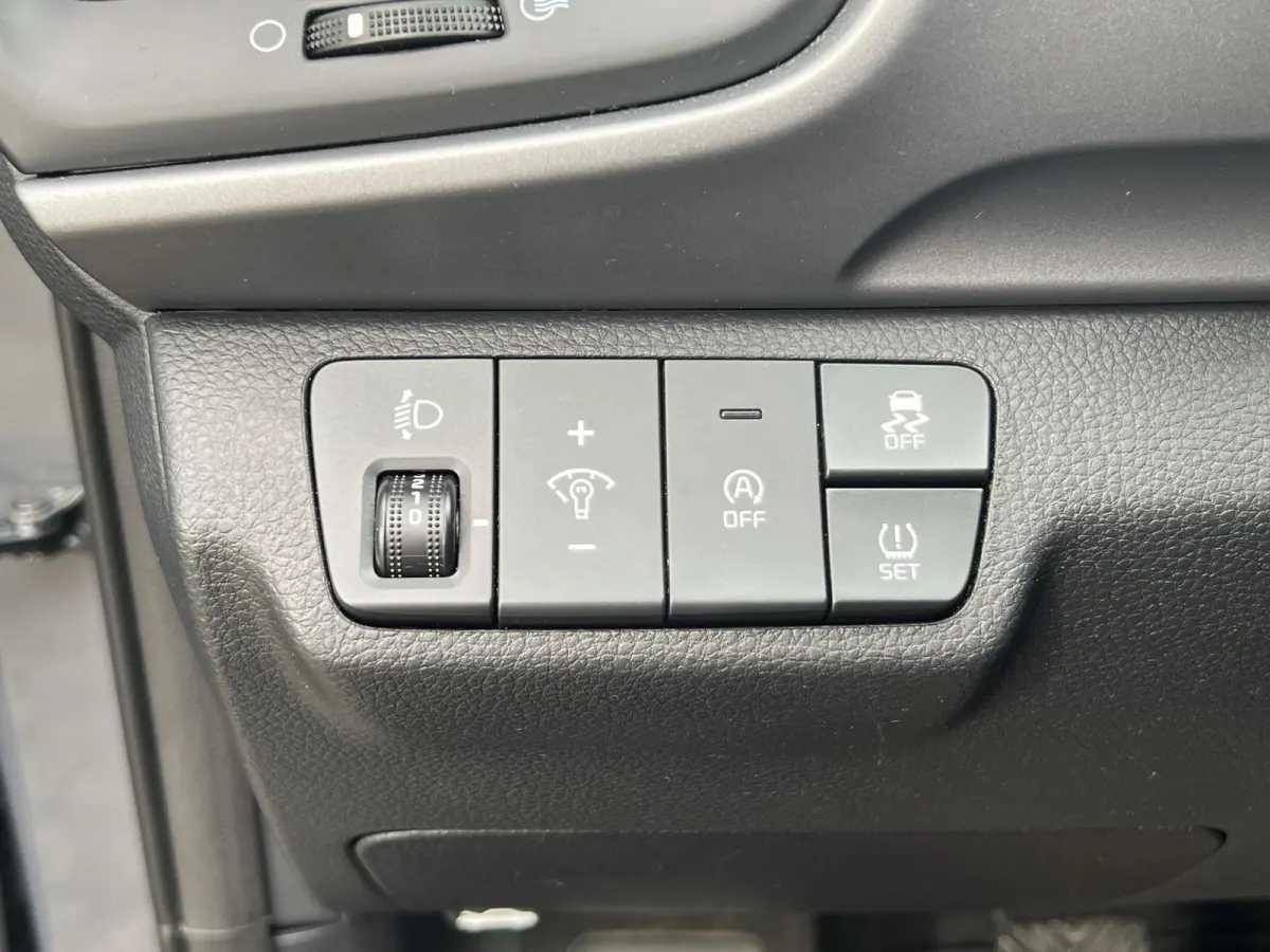 1.0 T-GDi MHEV DynamicLine Apple carplay / camera / airco / lichtmetalen velgen