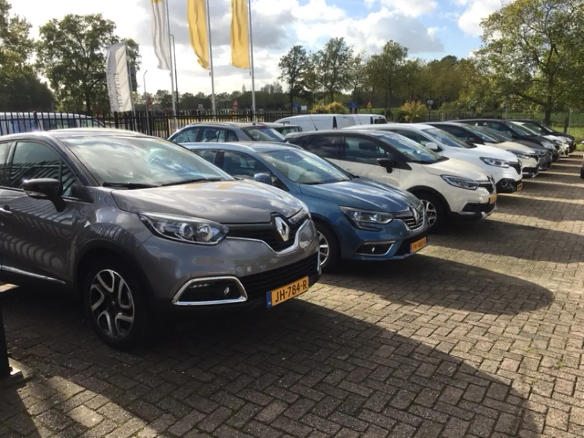 E-Tech full hybrid 145PK techno | CAMERA | NAVI