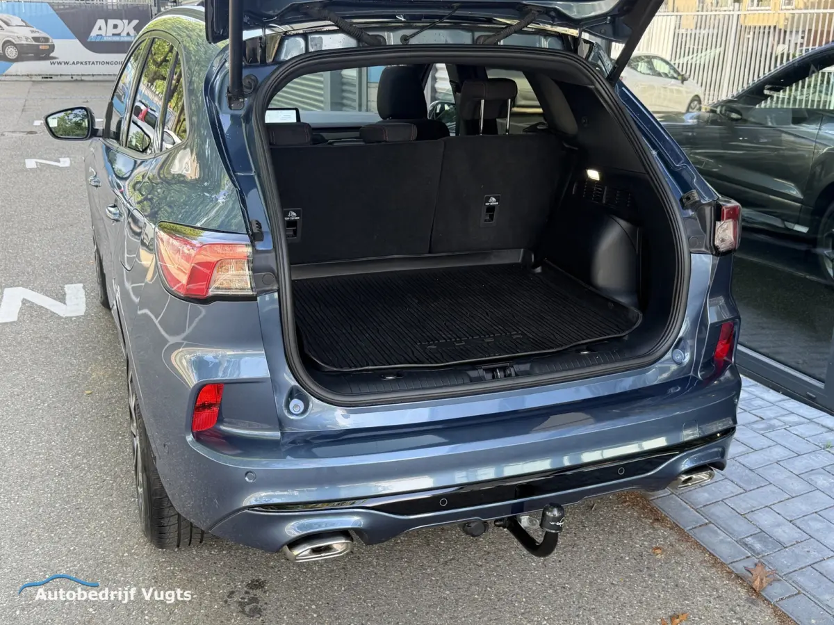 2.5 FHEV ST-Line X *Stekkerloze Hybride*Trekhaak