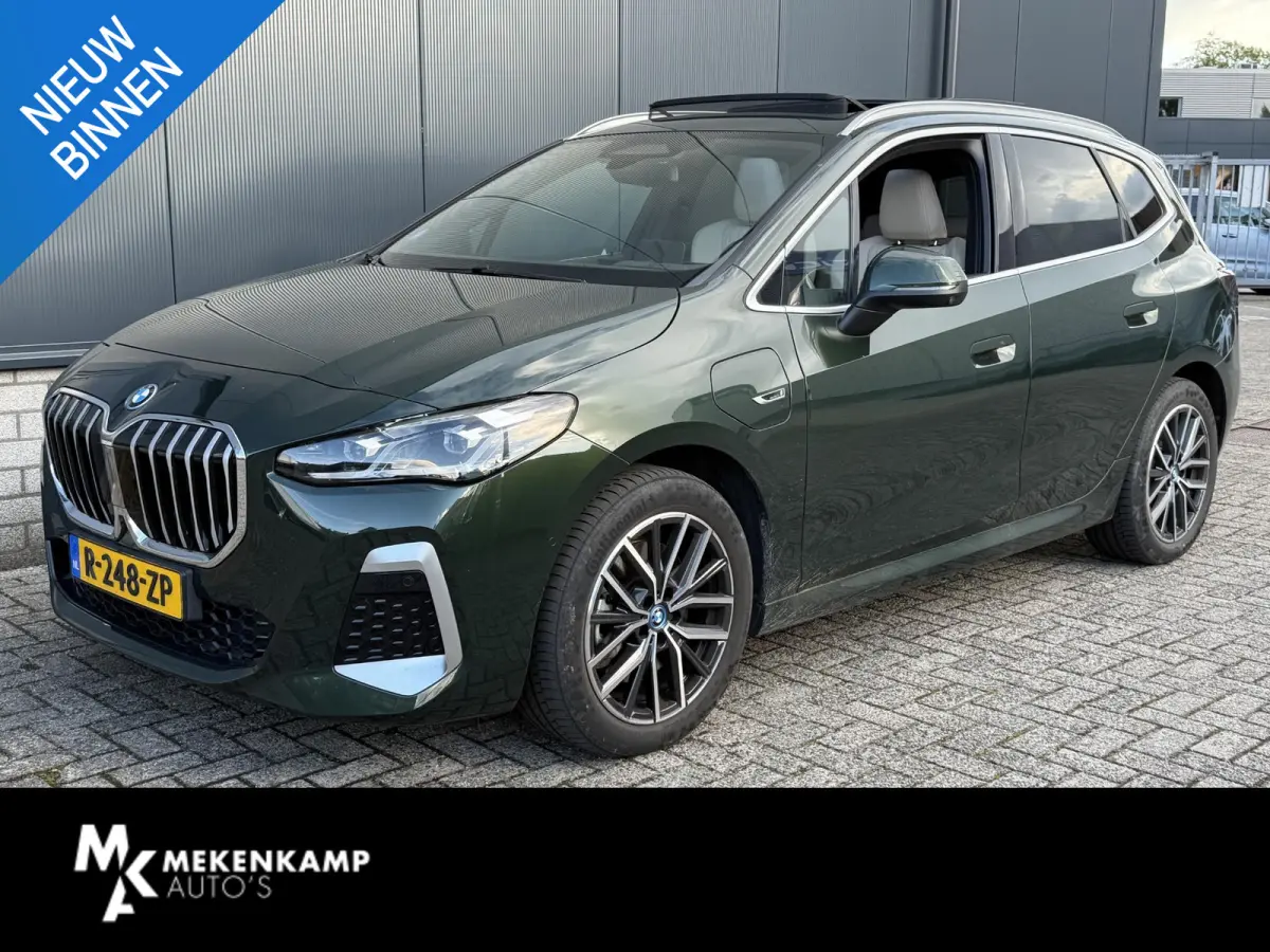230e xDrive M Sport 18"/Panoramadak/Leder + memory/Trekhaak/Dodehoek/Keyless/360 camera/Harman Kardon/Adaptieve cruise/Head-up