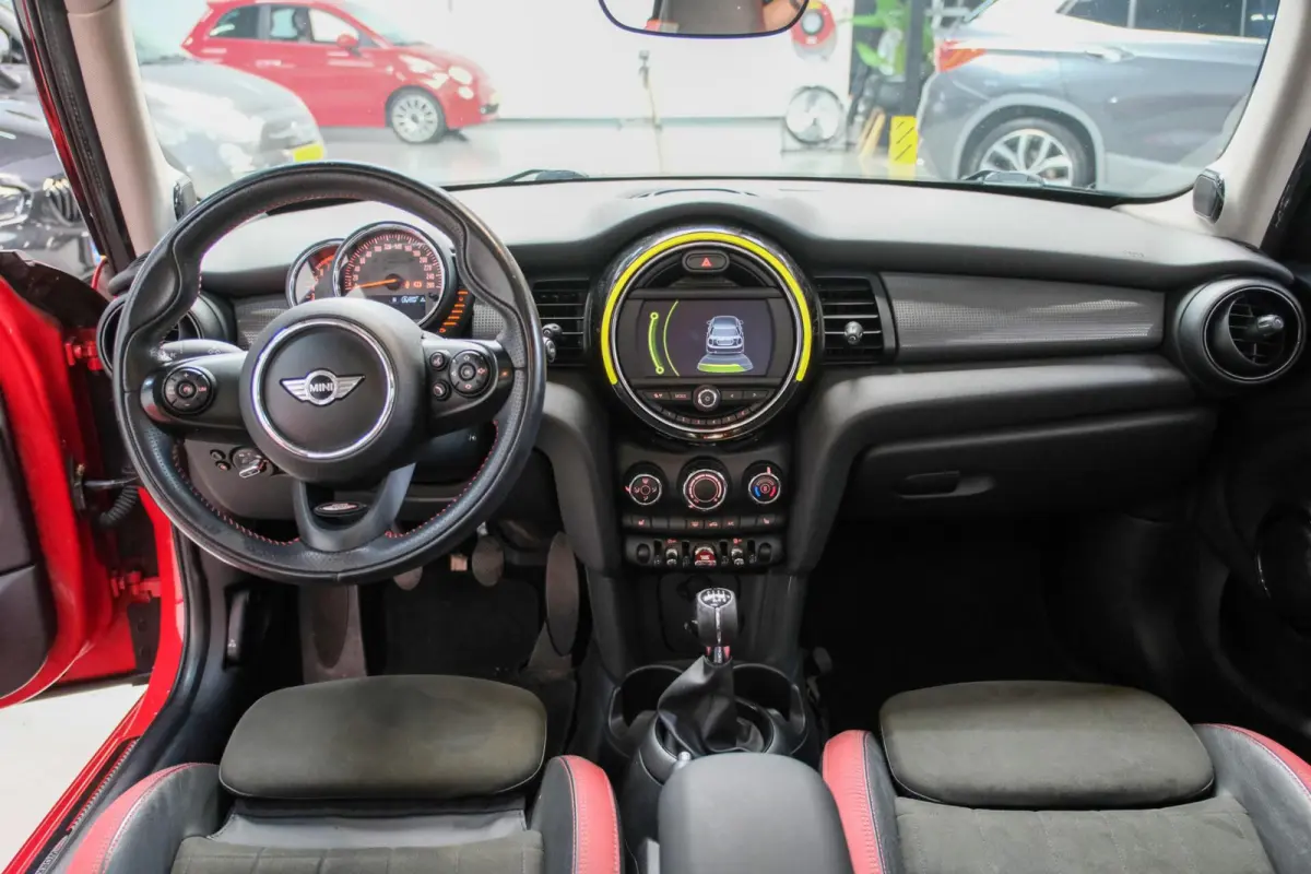 1.5 Cooper | Pano | Harman | Carplay | 2e eignr