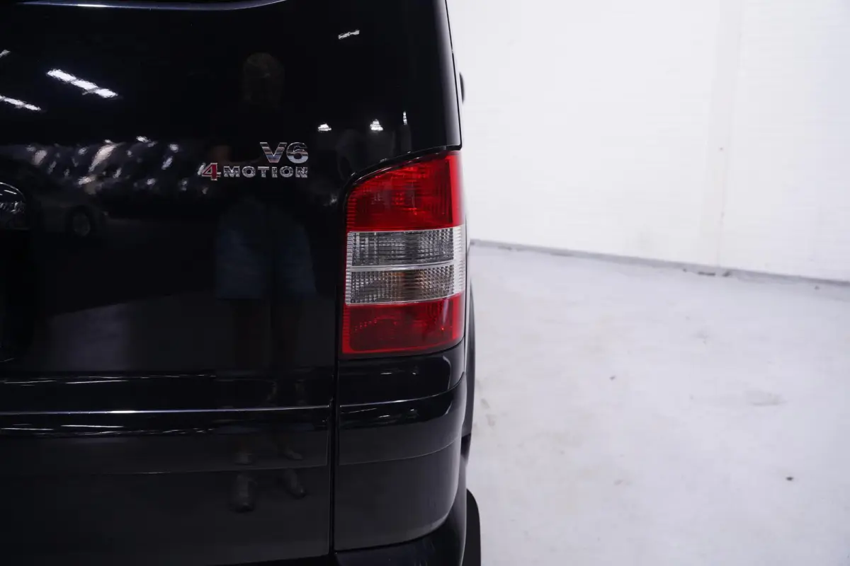 Multivan 3.2 V6 235 pk Highline 4-Motion 7-zits Leder Grijs Elek. Schuifdeuren, Airco ECC, Cruise Control, Uniek in NL