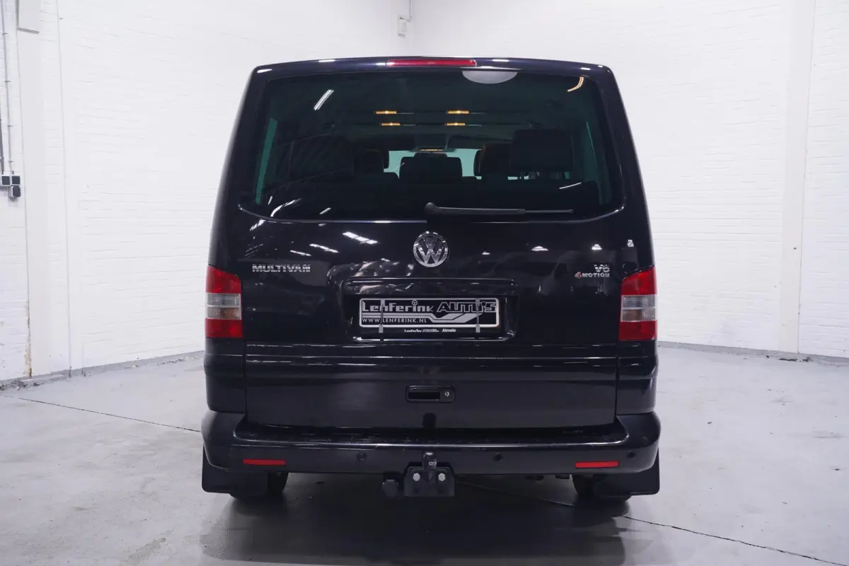Multivan 3.2 V6 235 pk Highline 4-Motion 7-zits Leder Grijs Elek. Schuifdeuren, Airco ECC, Cruise Control, Uniek in NL
