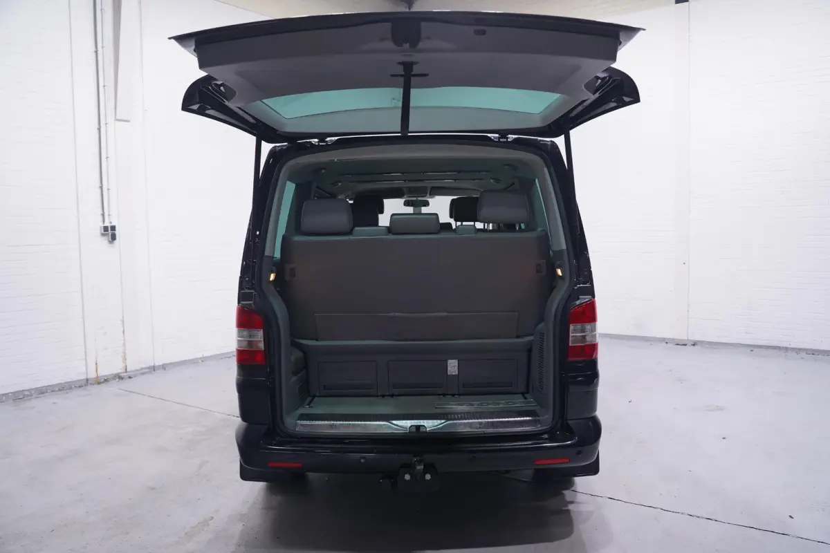 Multivan 3.2 V6 235 pk Highline 4-Motion 7-zits Leder Grijs Elek. Schuifdeuren, Airco ECC, Cruise Control, Uniek in NL