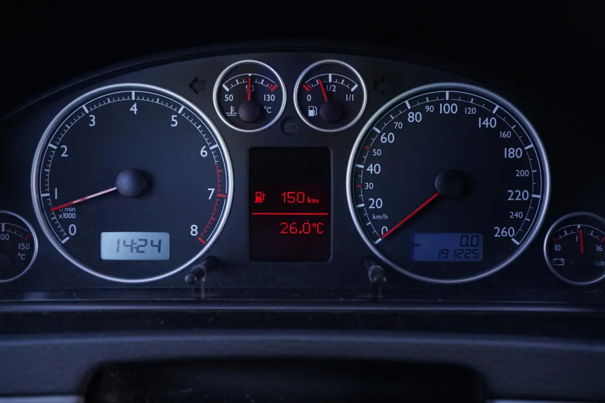 Multivan 3.2 V6 235 pk Highline 4-Motion 7-zits Leder Grijs Elek. Schuifdeuren, Airco ECC, Cruise Control, Uniek in NL