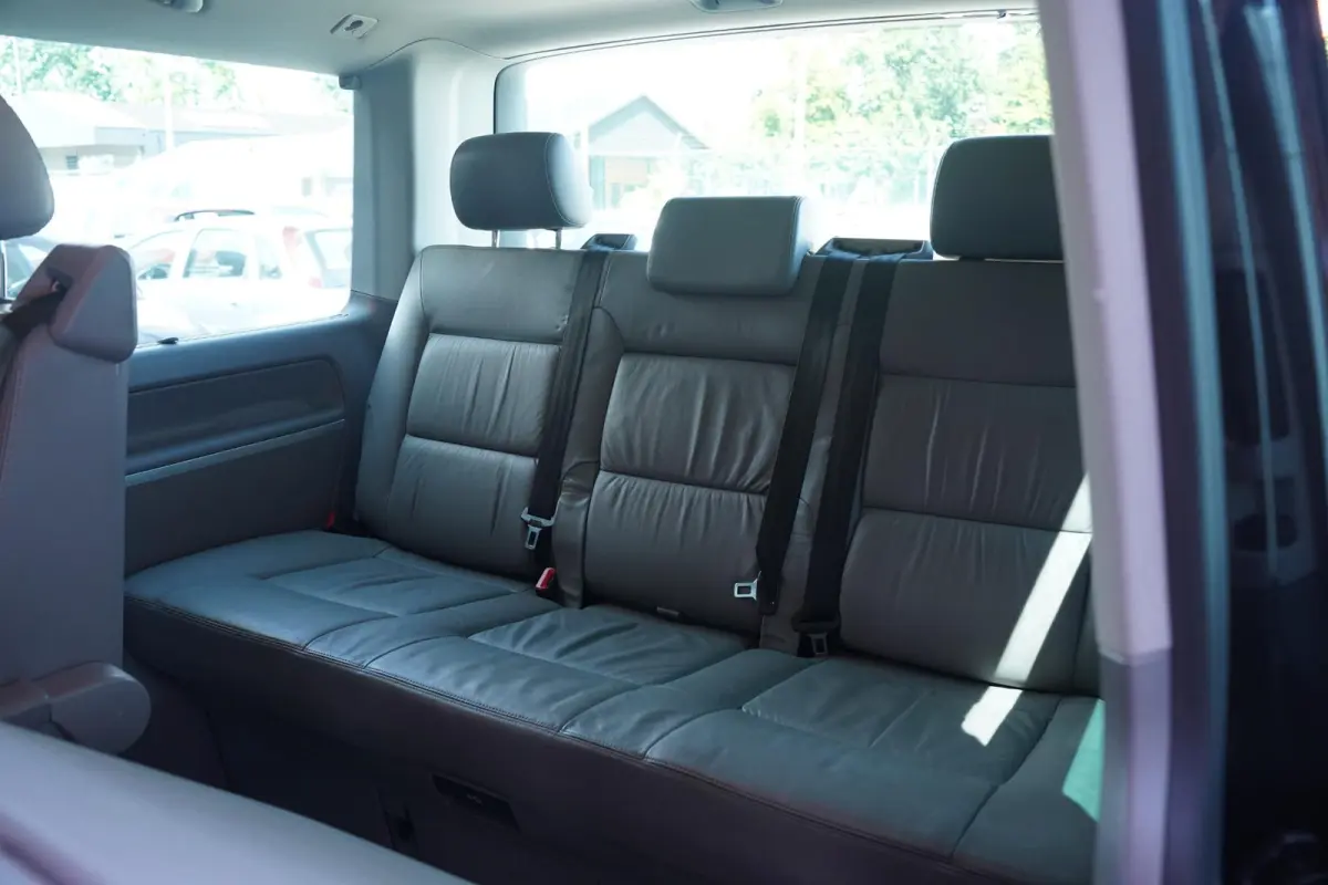 Multivan 3.2 V6 235 pk Highline 4-Motion 7-zits Leder Grijs Elek. Schuifdeuren, Airco ECC, Cruise Control, Uniek in NL