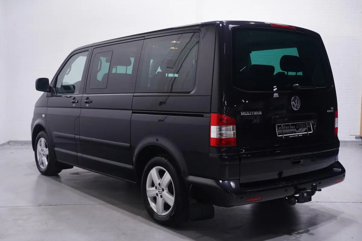 Multivan 3.2 V6 235 pk Highline 4-Motion 7-zits Leder Grijs Elek. Schuifdeuren, Airco ECC, Cruise Control, Uniek in NL