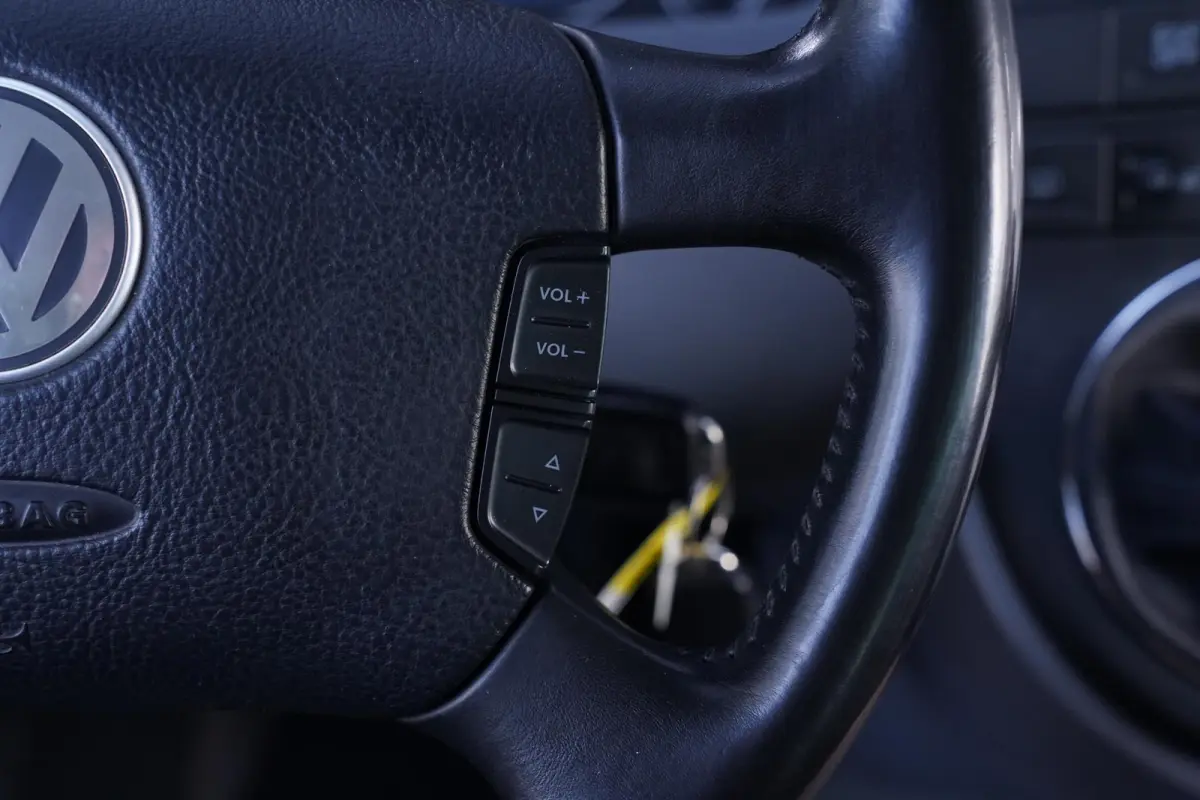 Multivan 3.2 V6 235 pk Highline 4-Motion 7-zits Leder Grijs Elek. Schuifdeuren, Airco ECC, Cruise Control, Uniek in NL
