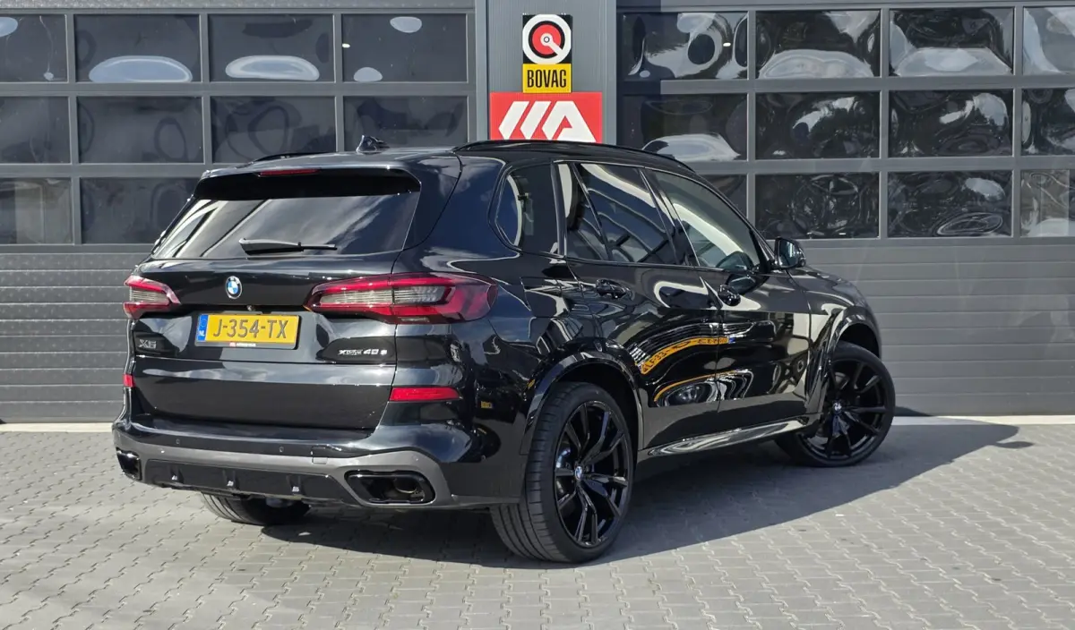 XDrive45e M Sport High Executive | FULL OPTION | LASER | PANO | LUCHTVERING | LUXE LEDER | HEAD UP | PANO | 3D CAMERA
