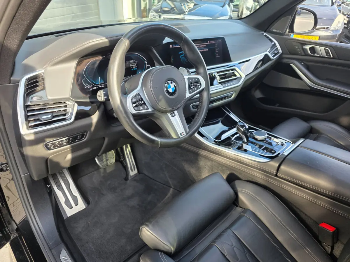XDrive45e M Sport High Executive | FULL OPTION | LASER | PANO | LUCHTVERING | LUXE LEDER | HEAD UP | PANO | 3D CAMERA