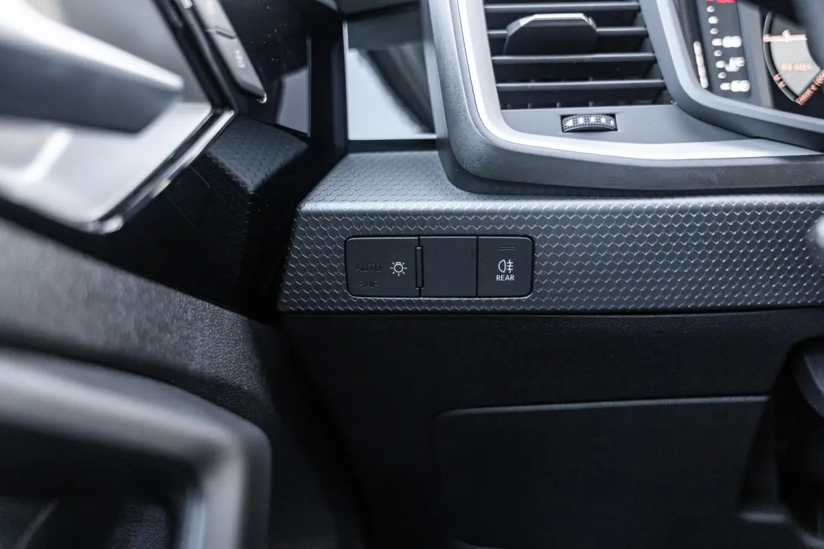 25 TFSI 95pk Advanced edition | Parkeersensoren achter | Apple Carplay/Android Auto