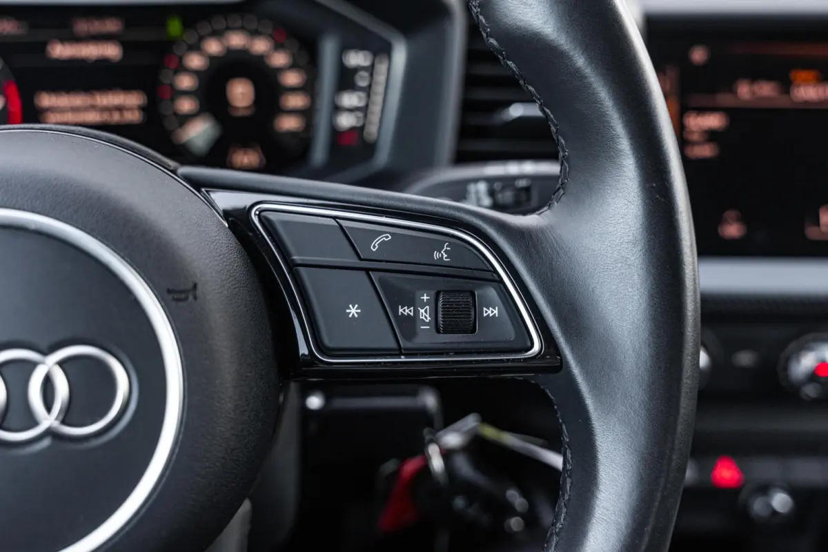 25 TFSI 95pk Advanced edition | Parkeersensoren achter | Apple Carplay/Android Auto