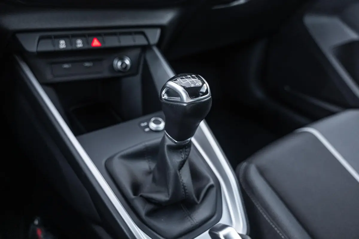 25 TFSI 95pk Advanced edition | Parkeersensoren achter | Apple Carplay/Android Auto