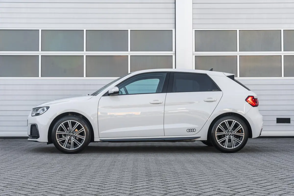 25 TFSI 95pk Advanced edition | Parkeersensoren achter | Apple Carplay/Android Auto