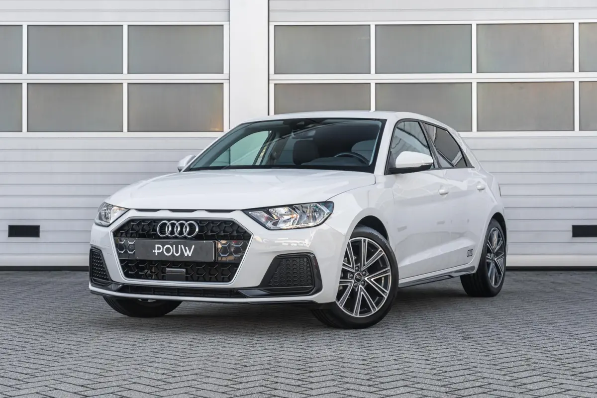 25 TFSI 95pk Advanced edition | Parkeersensoren achter | Apple Carplay/Android Auto