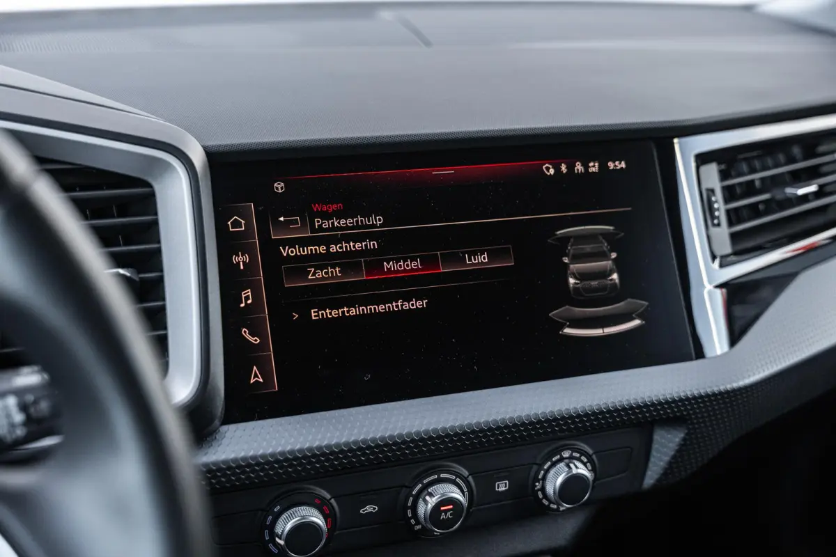 25 TFSI 95pk Advanced edition | Parkeersensoren achter | Apple Carplay/Android Auto
