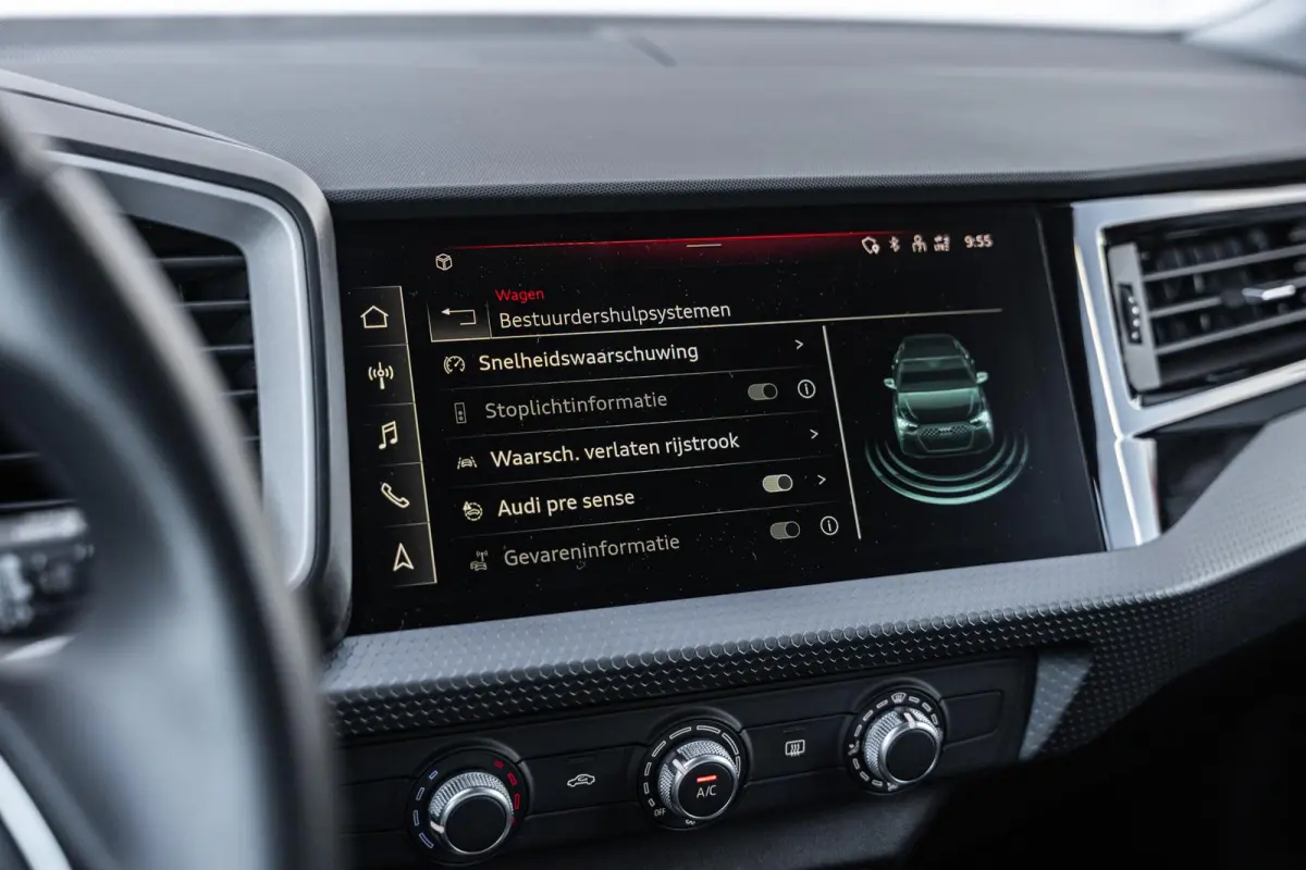 25 TFSI 95pk Advanced edition | Parkeersensoren achter | Apple Carplay/Android Auto