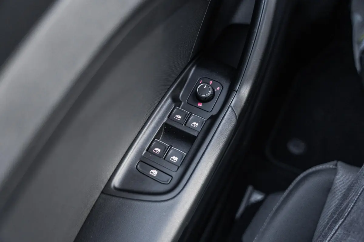25 TFSI 95pk Advanced edition | Parkeersensoren achter | Apple Carplay/Android Auto