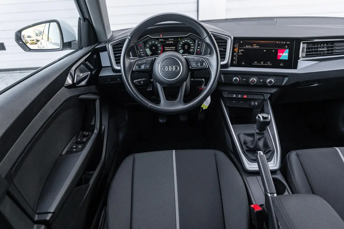 25 TFSI 95pk Advanced edition | Parkeersensoren achter | Apple Carplay/Android Auto
